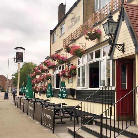 The Poacher Stevenage Exterior foto